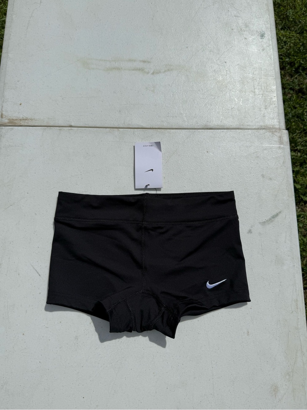 nike shorts size xs